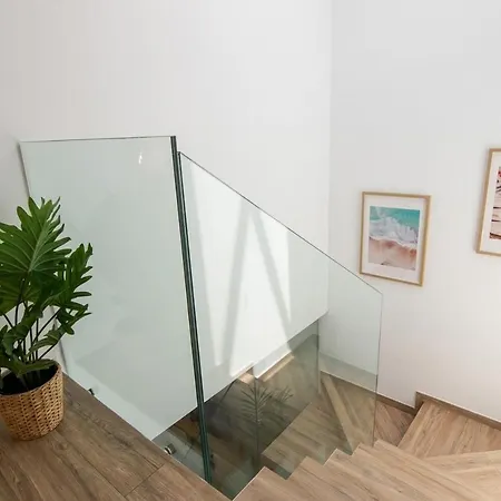 Modern Duplex In Downtown * Faro