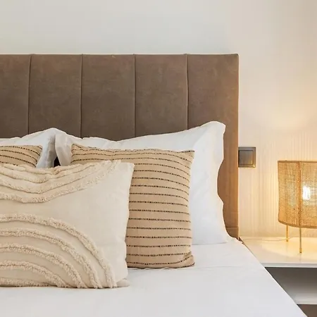 Modern Duplex In Downtown Apartman Faro