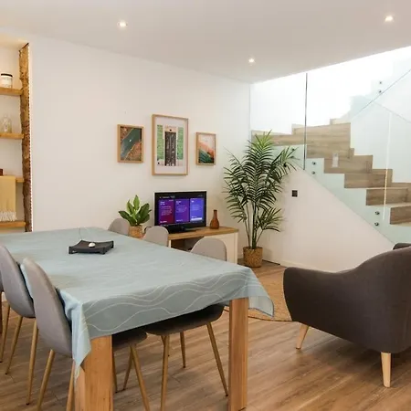 Apartman Modern Duplex In Downtown Faro