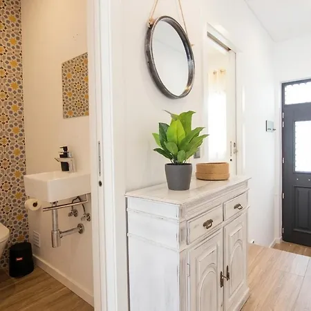 Modern Duplex In Downtown Apartman